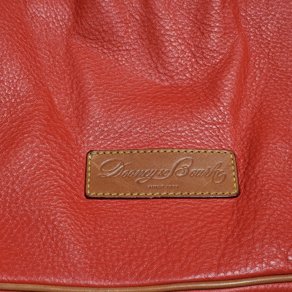 Red Dooney & Bourke purse - Picture 2 of 2